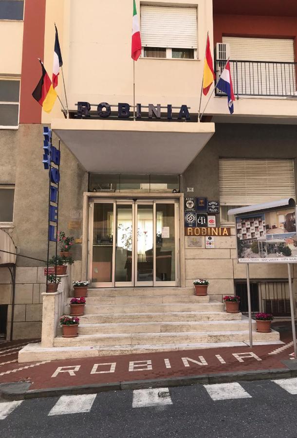 Hotel Robinia インペリア エクステリア 写真